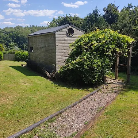 Dans Agreable Tiny House En Normandie Au Coeur Du Pays D'auge *