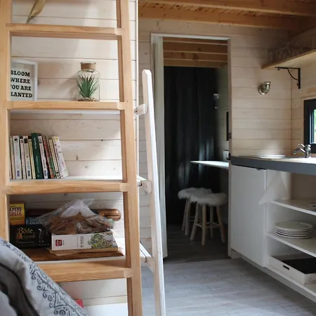 Holiday home Dans Agreable Tiny House En Normandie Au Coeur Du Pays D'auge Le Brevedent