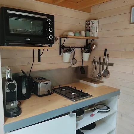Dans Agreable Tiny House En Normandie Au Coeur Du Pays D'auge Holiday home Le Brevedent