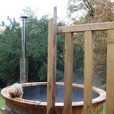 Holiday home Dans Agreable Tiny House En Normandie Au Coeur Du Pays D'auge