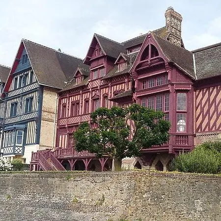 Dans Agreable Tiny House En Normandie Au Coeur Du Pays D'auge Holiday home