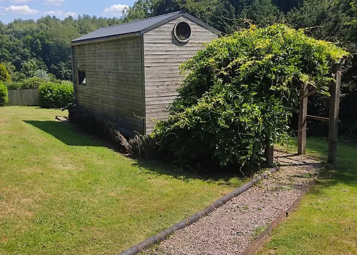 Dans Agreable Tiny House En Normandie Au Coeur Du Pays D'auge *